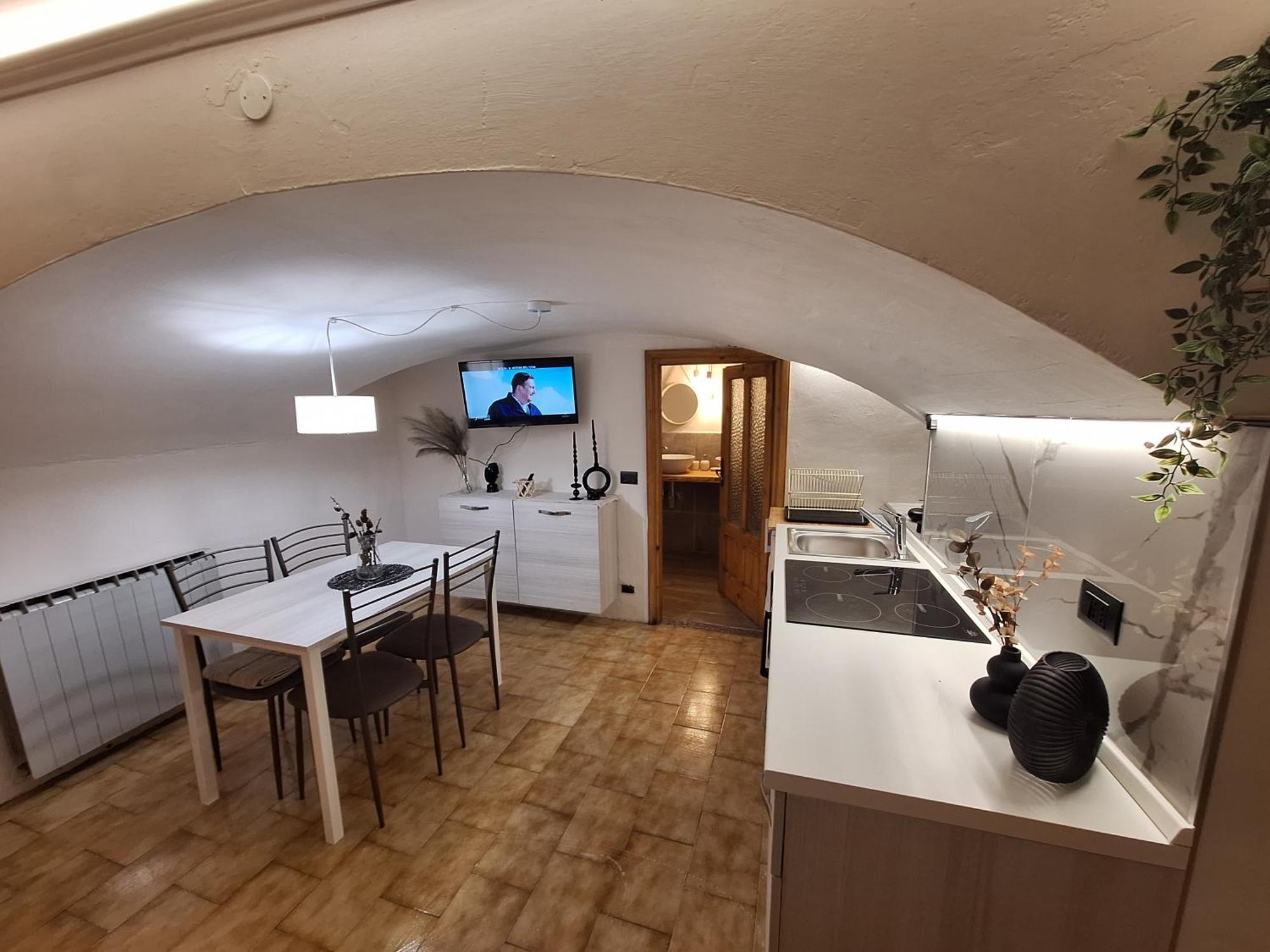 La Casa Del Gigante Frassino Apartment Acceglio Bagian luar foto